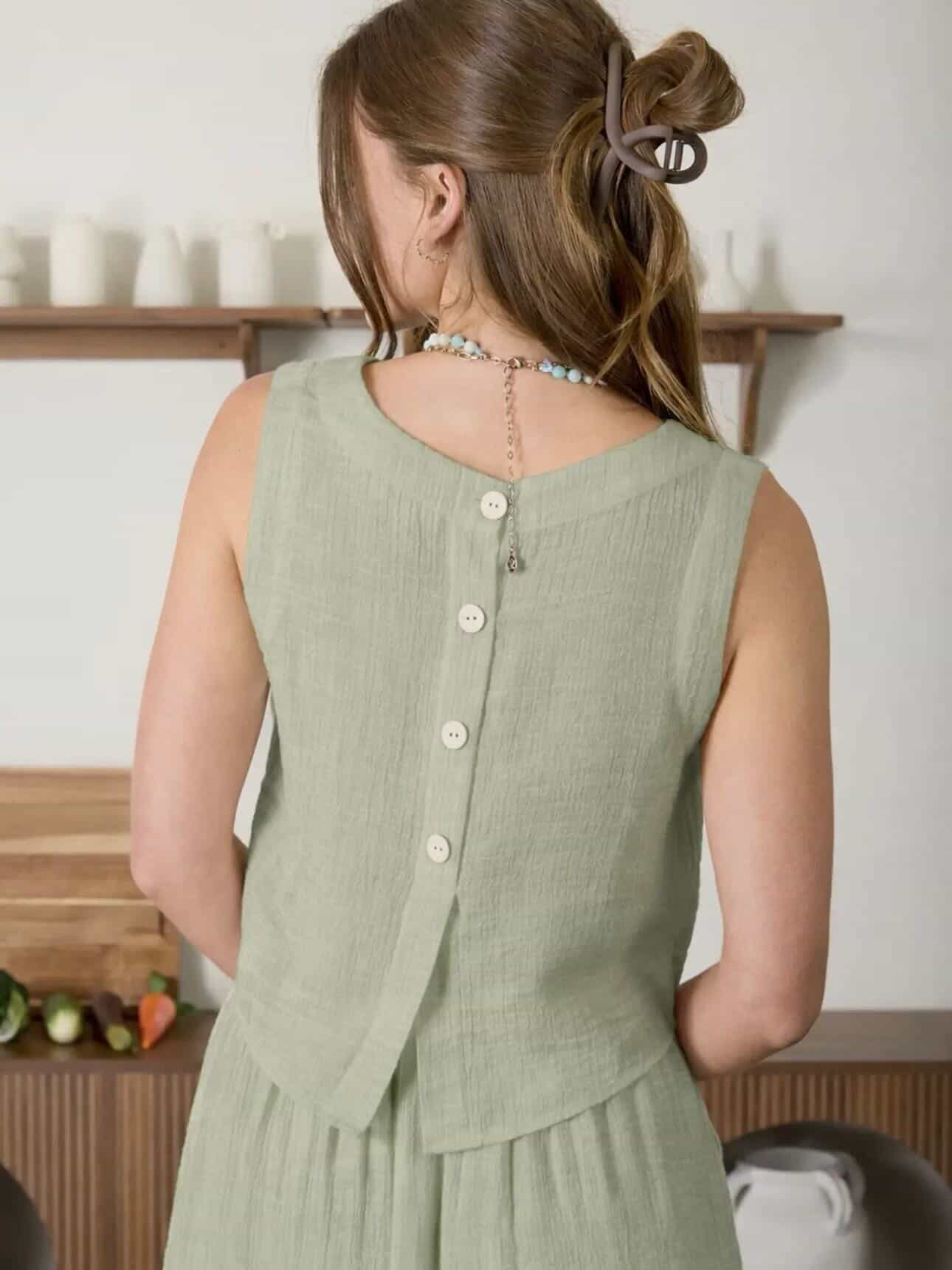 Textured Sleeveless Back Button Detail Top